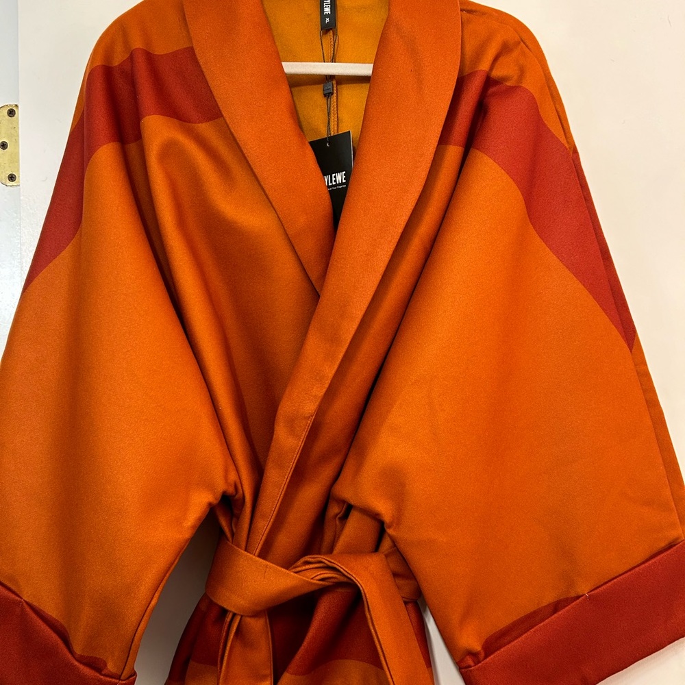 Women’s lightweight jacket (Excellent condition) never worn - Picture 2 of 6